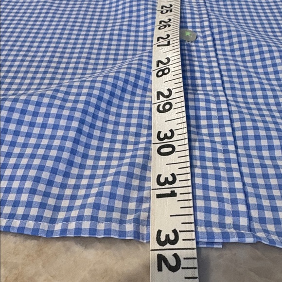 Men’s Vineyard Vines performance Tucker shirt. - Picture 15 of 15